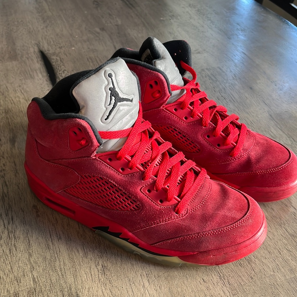 Air Jordan Retro 5 Red Suede